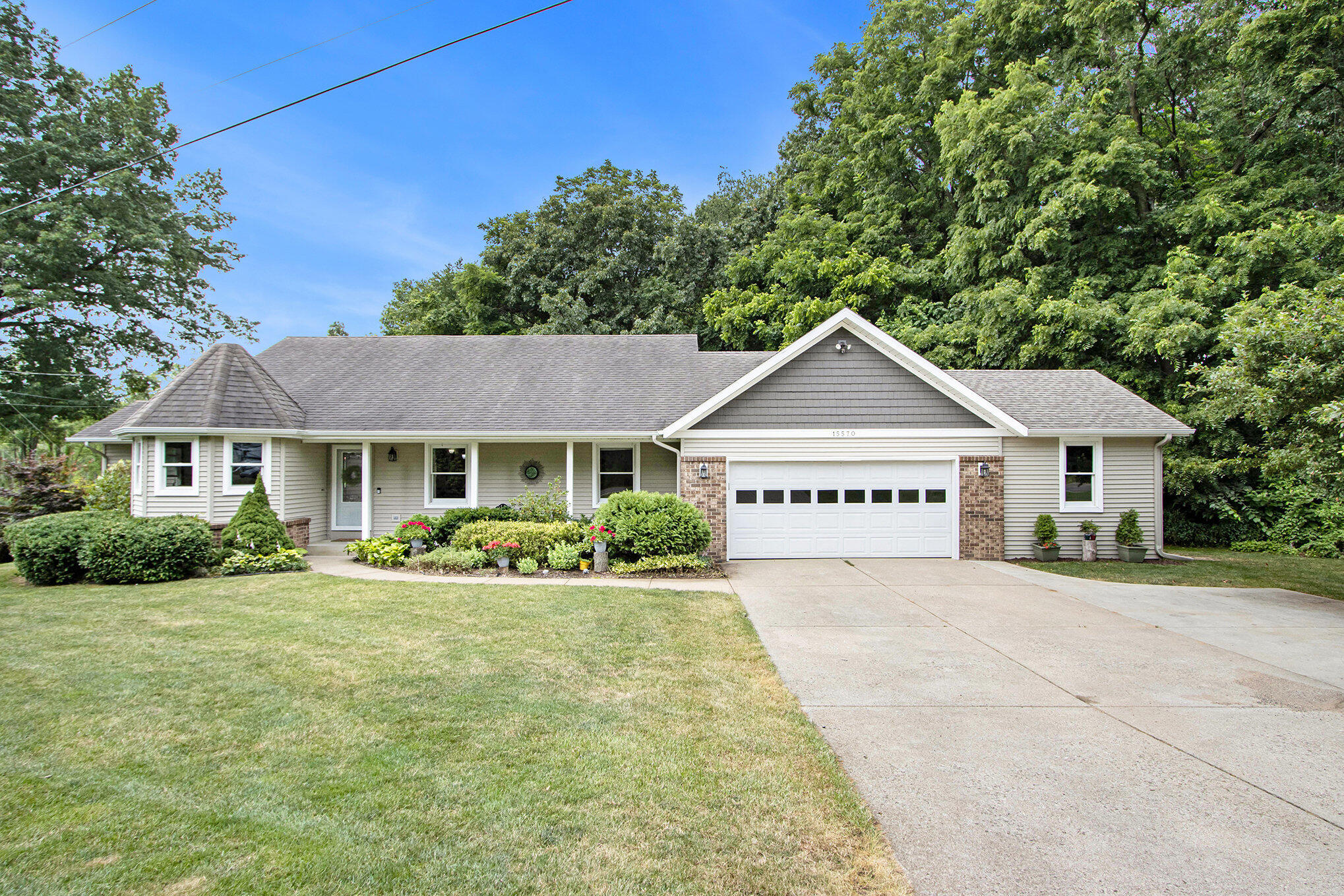 4 bedroom 3 full bath ranch