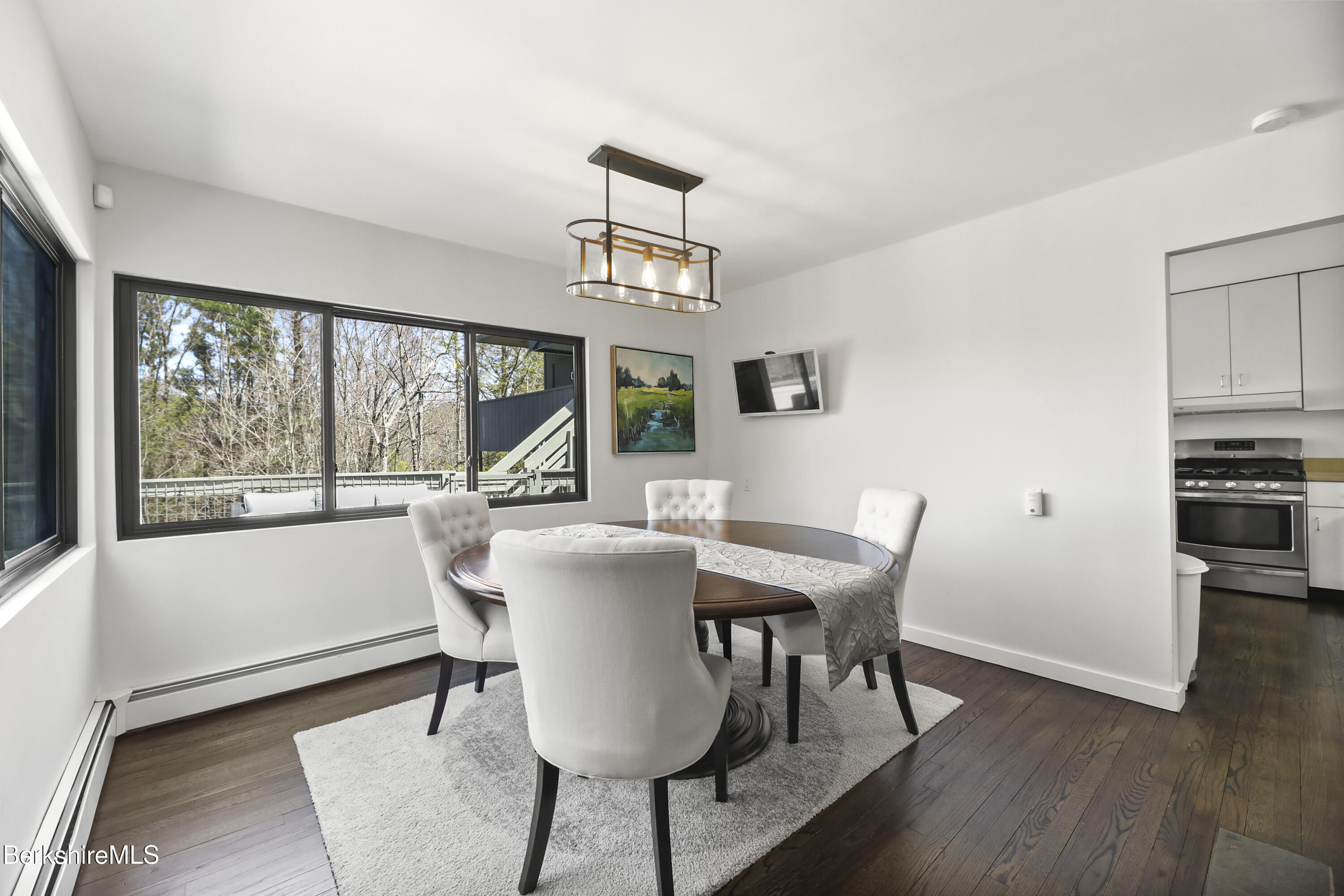 18 Glendale Road West Stockbridge, MA 01236 - Photo 11 of 49 70 Dining Room