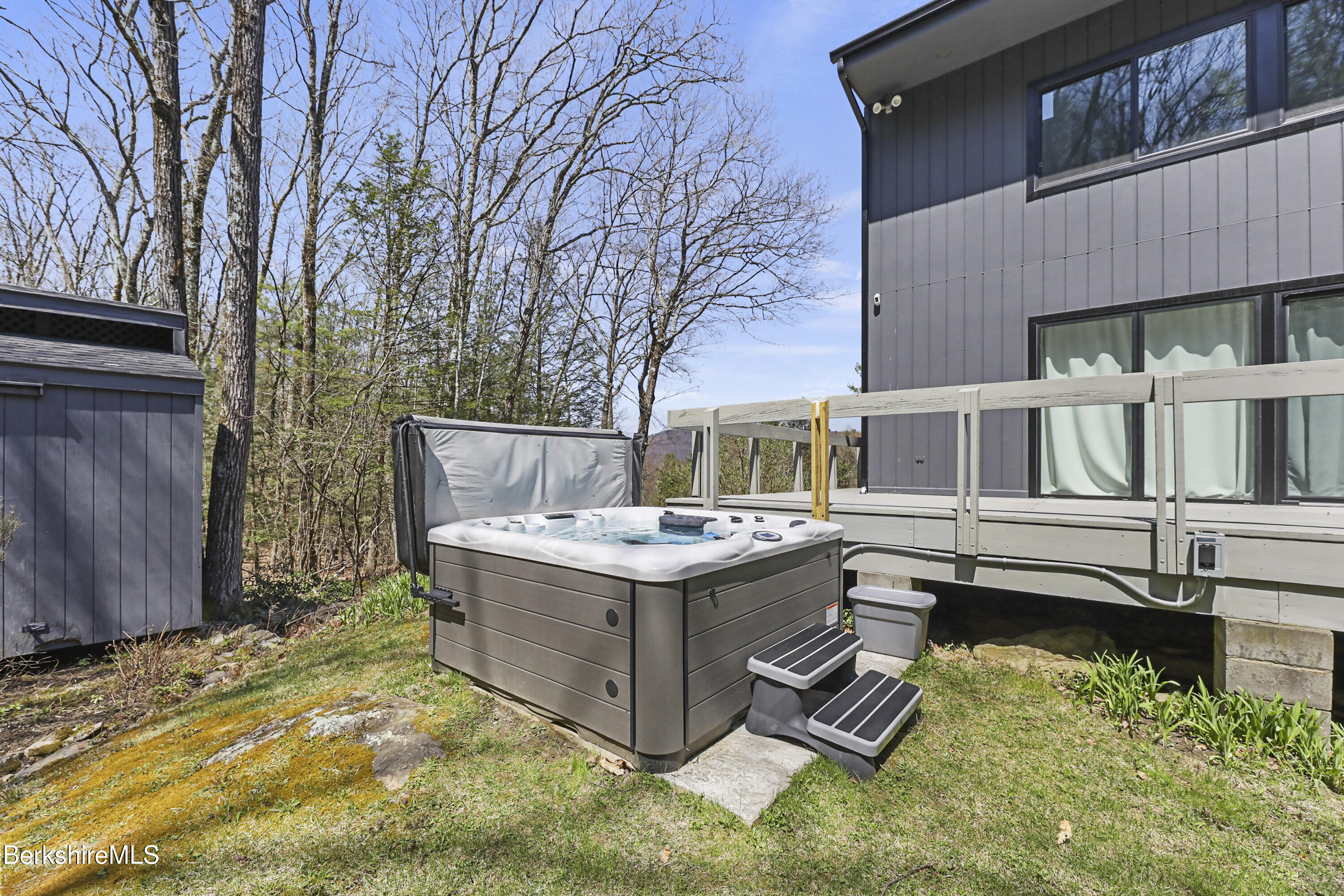 18 Glendale Road West Stockbridge, MA 01236 - Photo 35 of 49 245 Hot Tub