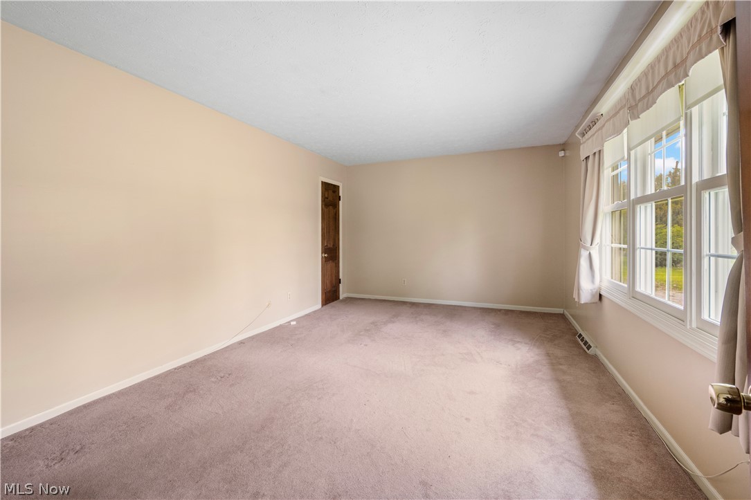 8533 Infirmary Road Ravenna, OH 44266 - Photo 18 of 32 Gallery Image 18