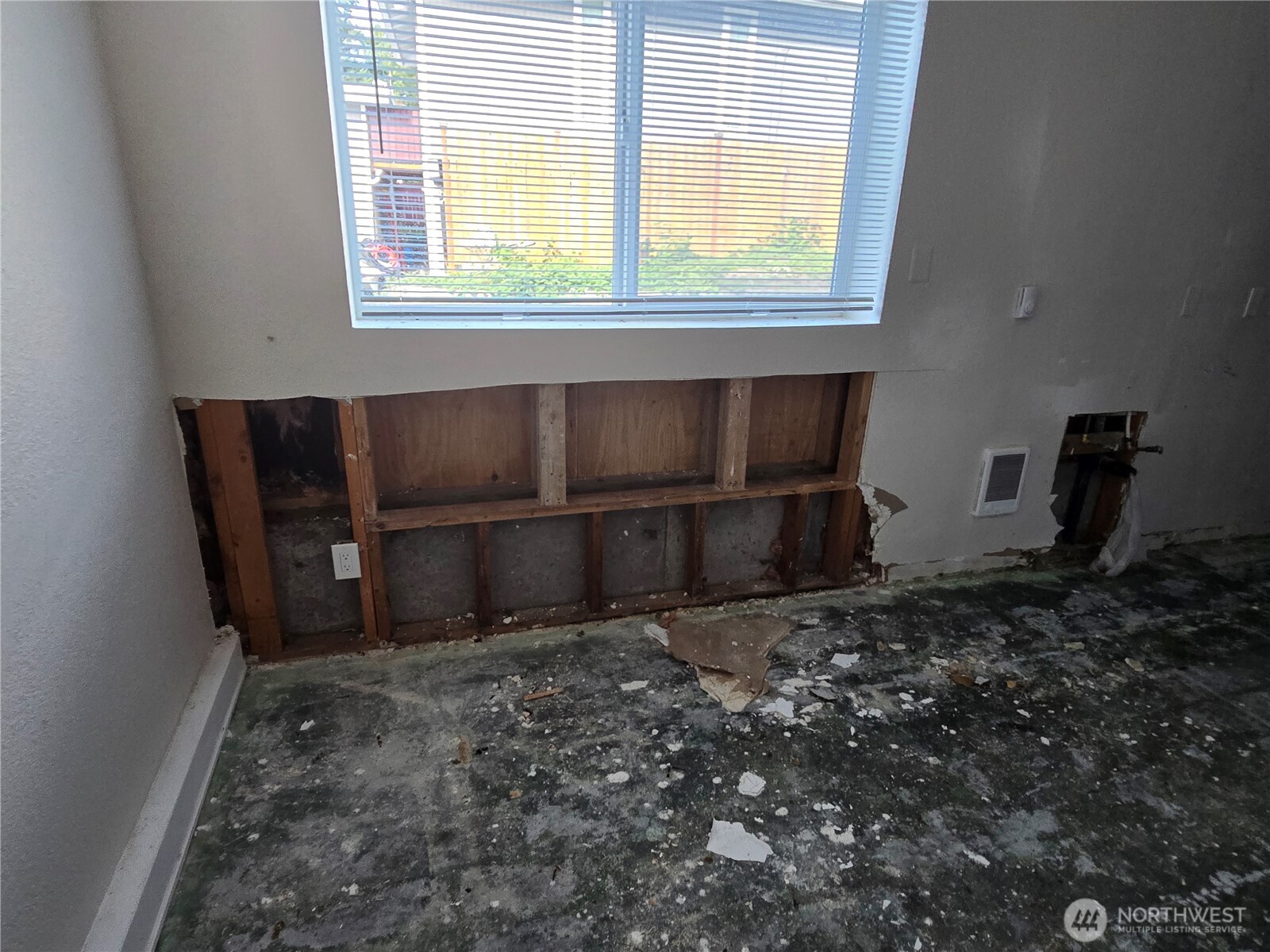 8405 24th Avenue Southwest Seattle, WA 98106 - Photo 6 of 14 a view of a room with window