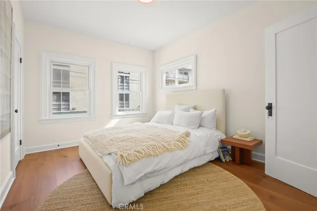 $1,290,000 | 324 South Kingsley Drive, Los Angeles, CA 90020