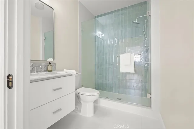 $1,290,000 | 324 South Kingsley Drive, Los Angeles, CA 90020