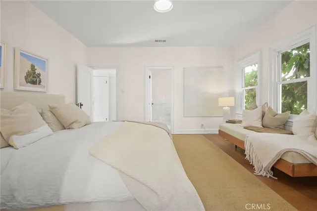 $1,290,000 | 324 South Kingsley Drive, Los Angeles, CA 90020