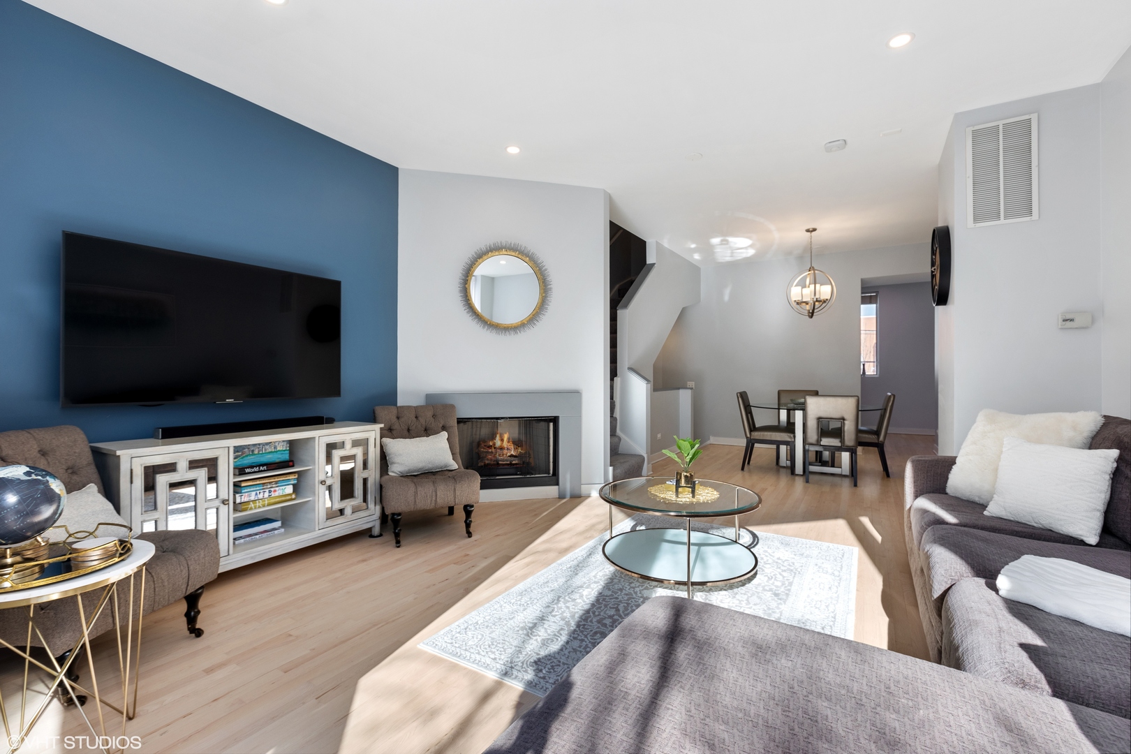 1240 West Cottage Place Chicago, IL 60607 - Photo 7 of 28