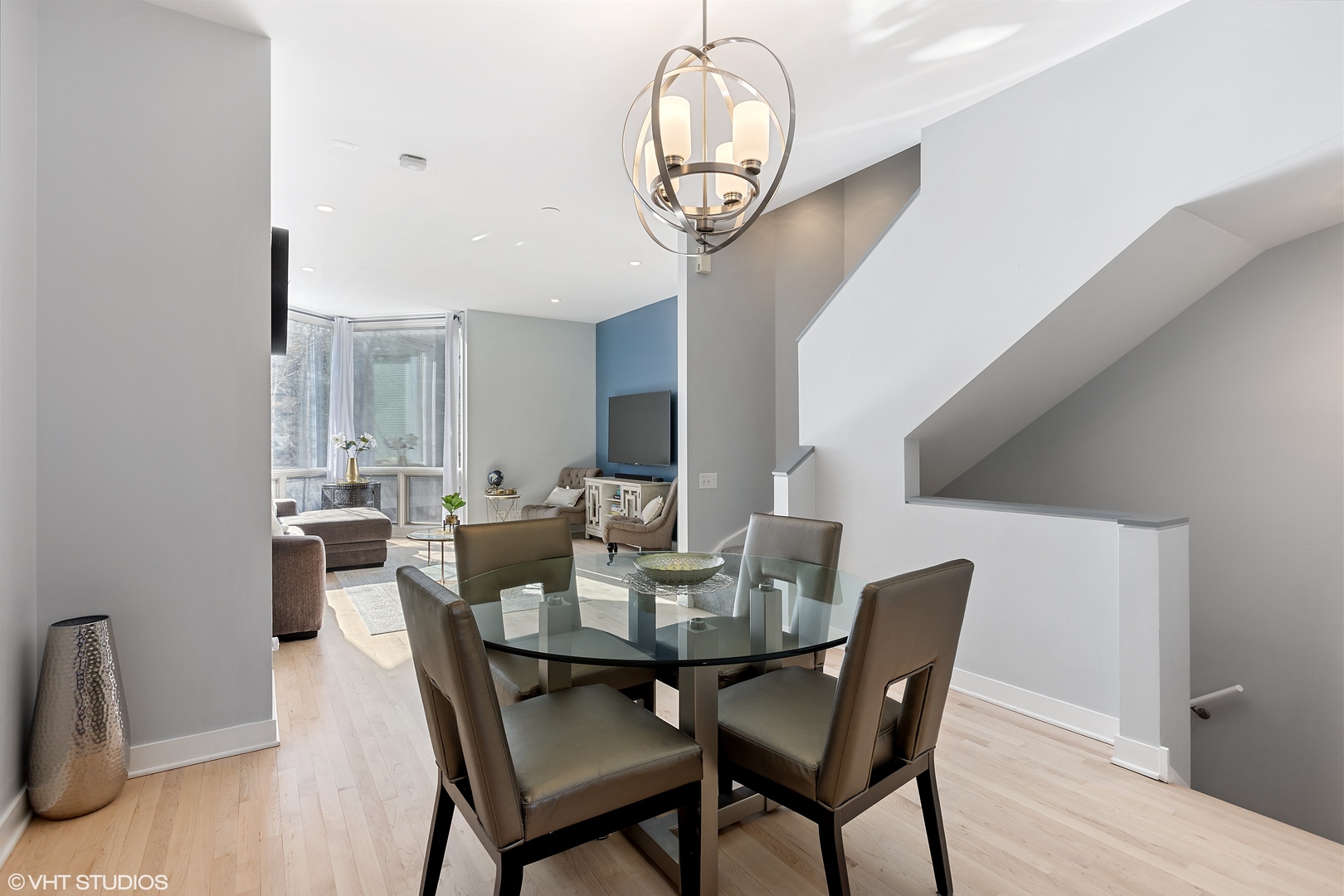 1240 West Cottage Place Chicago, IL 60607 - Photo 9 of 28