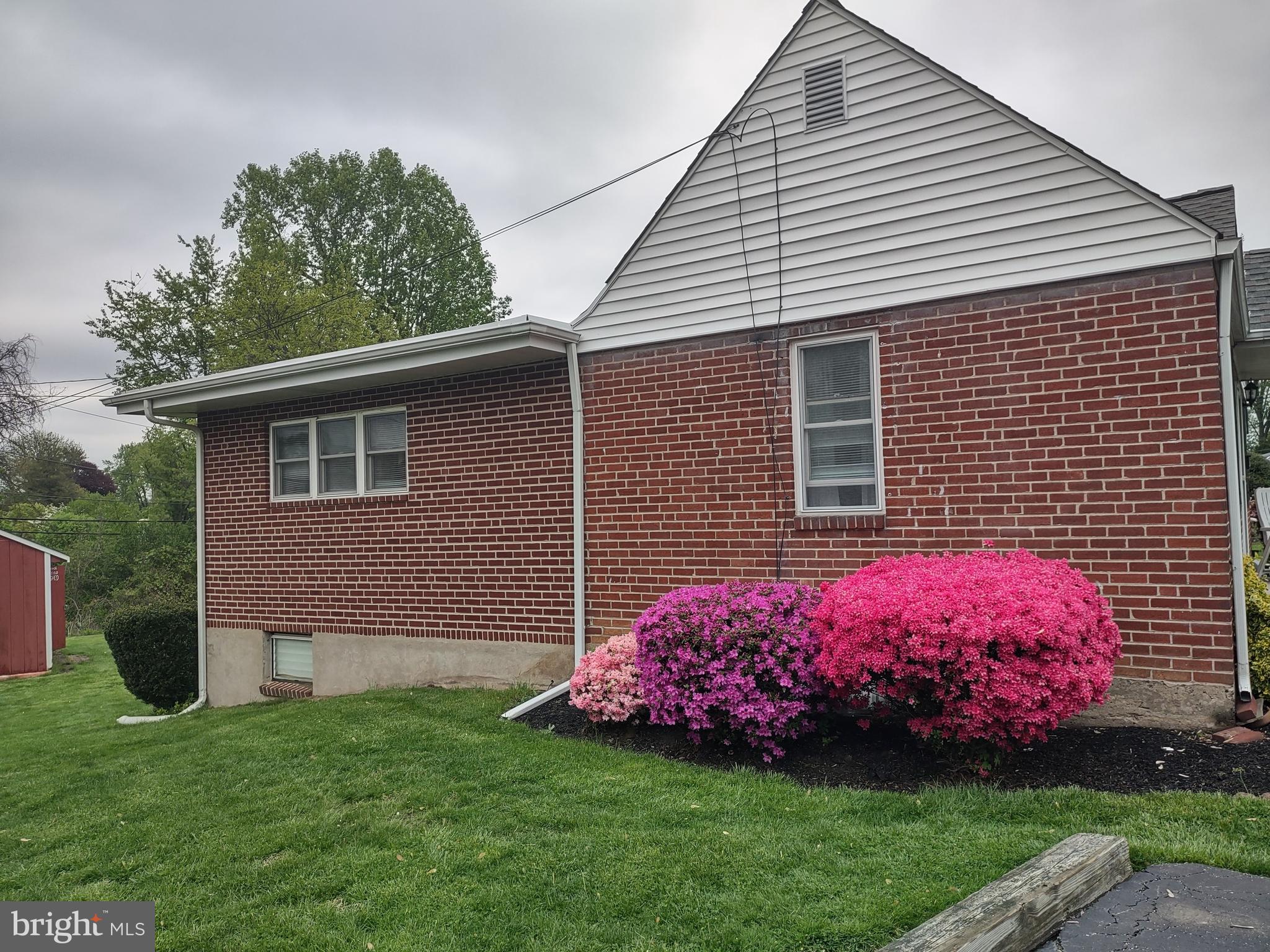 56 Ann Road Broomall, PA 19008 - Photo 3 of 4 Sideview!