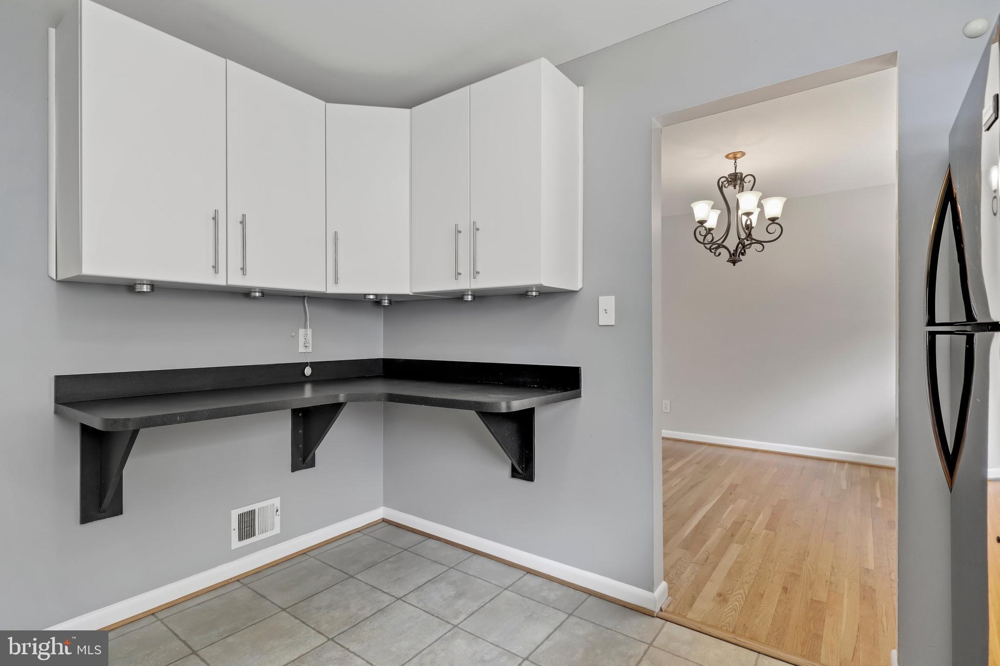 8905 Battery Road Alexandria, VA 22308 - Photo 8 of 43