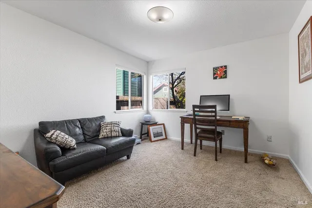 $940,000 | 1705 Walnut Creek Drive, Santa Rosa, CA 95403