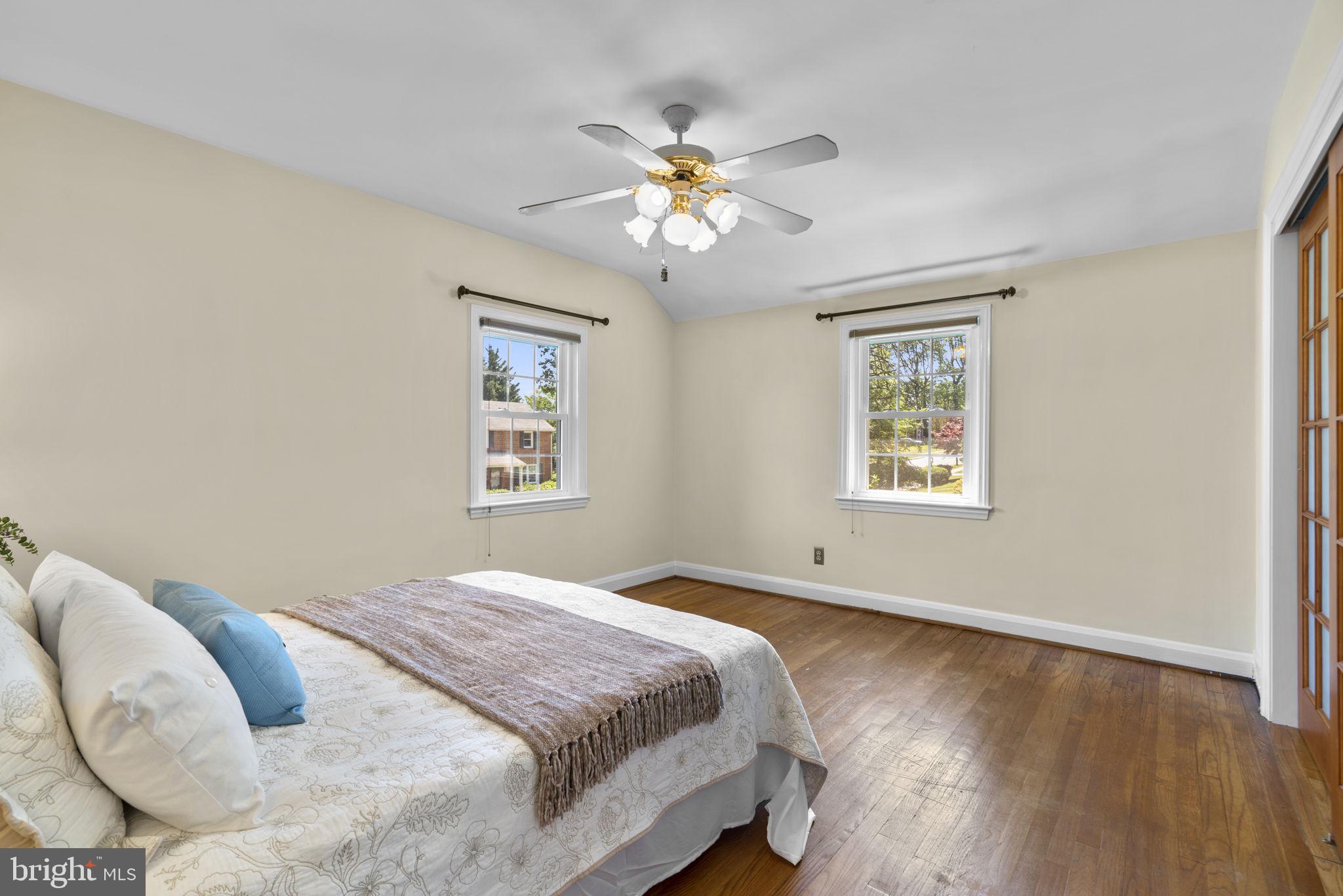 28 Dunmore Road Baltimore, MD 21228 - Photo 18 of 54
