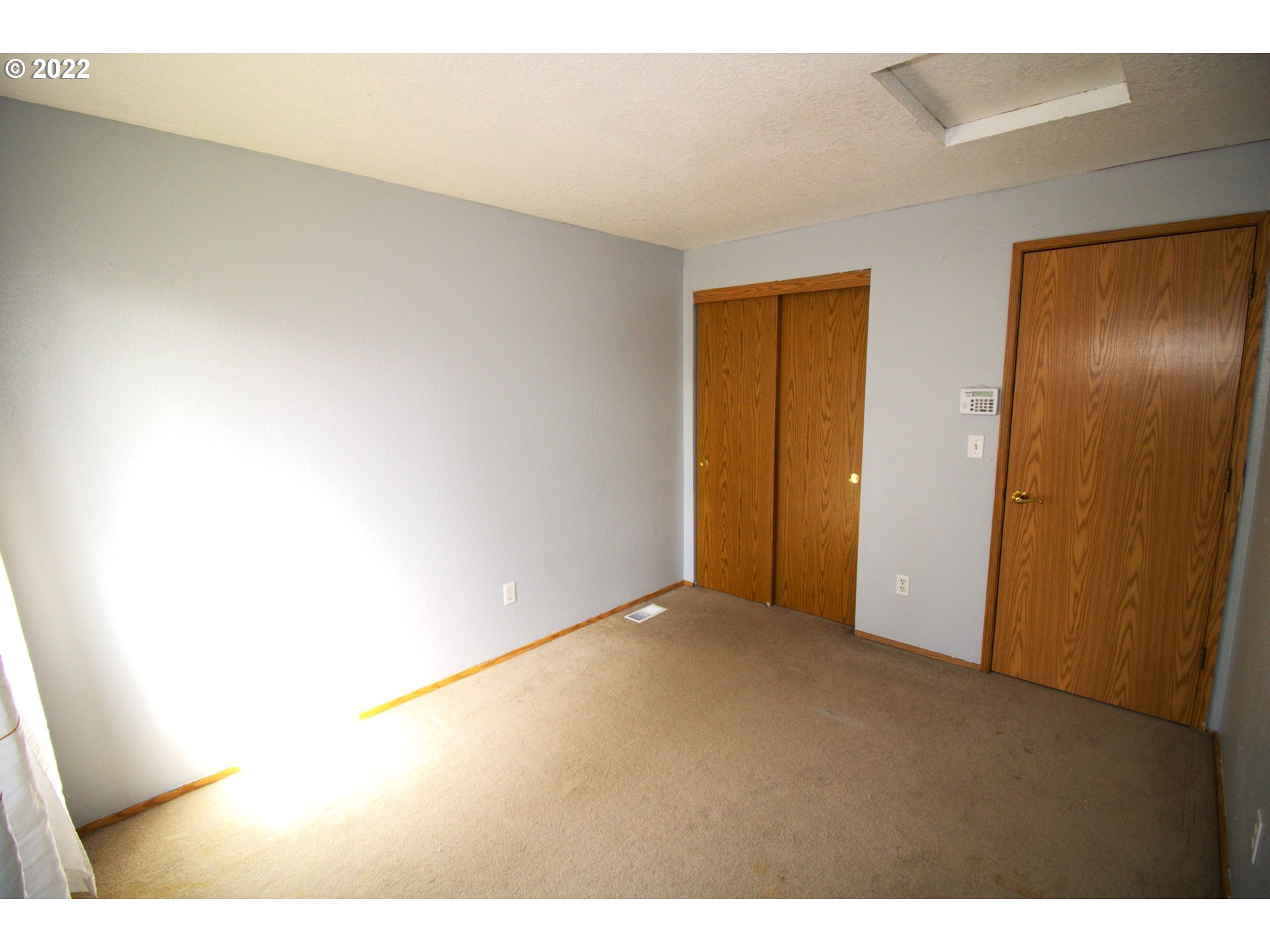 216 Southeast 34th Circle Troutdale, OR 97060 - Photo 17 of 24