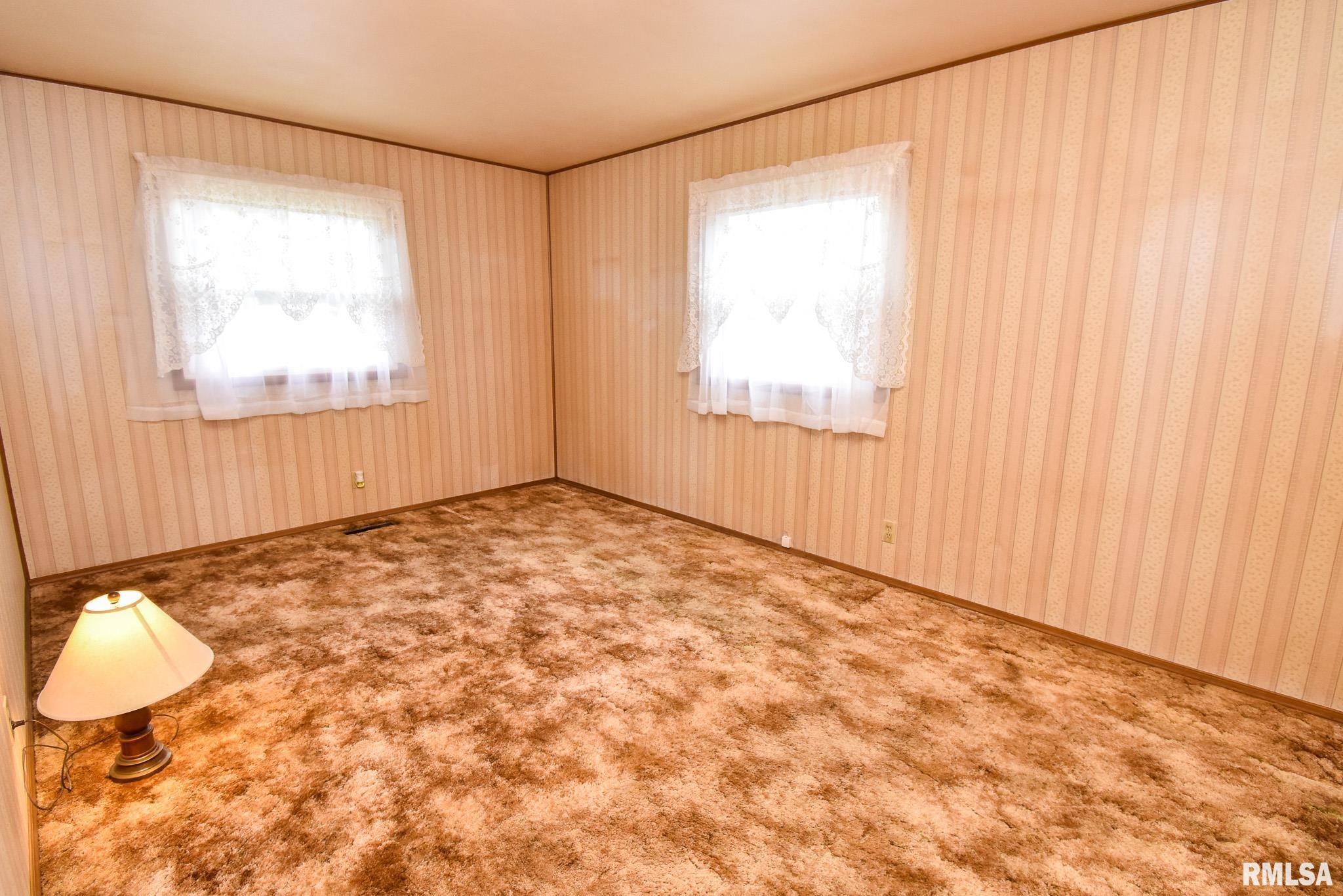 203 1/2 Mary Street Washington, IL 61571 - Photo 19 of 34