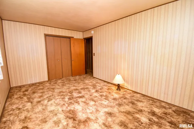 $158,000 | 203 1/2 Mary Street, Washington, IL 61571