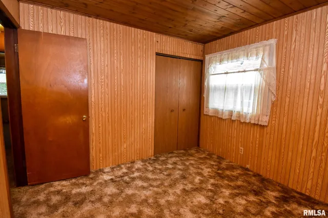 $158,000 | 203 1/2 Mary Street, Washington, IL 61571