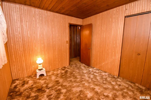 $158,000 | 203 1/2 Mary Street, Washington, IL 61571