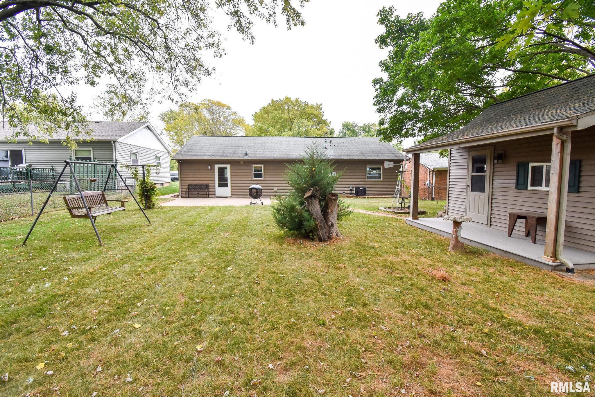 203 1/2 Mary Street Washington, IL 61571 - Photo 32 of 34