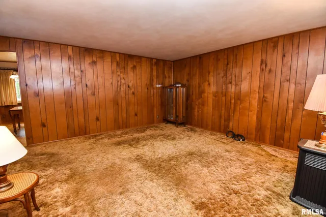 $158,000 | 203 1/2 Mary Street, Washington, IL 61571