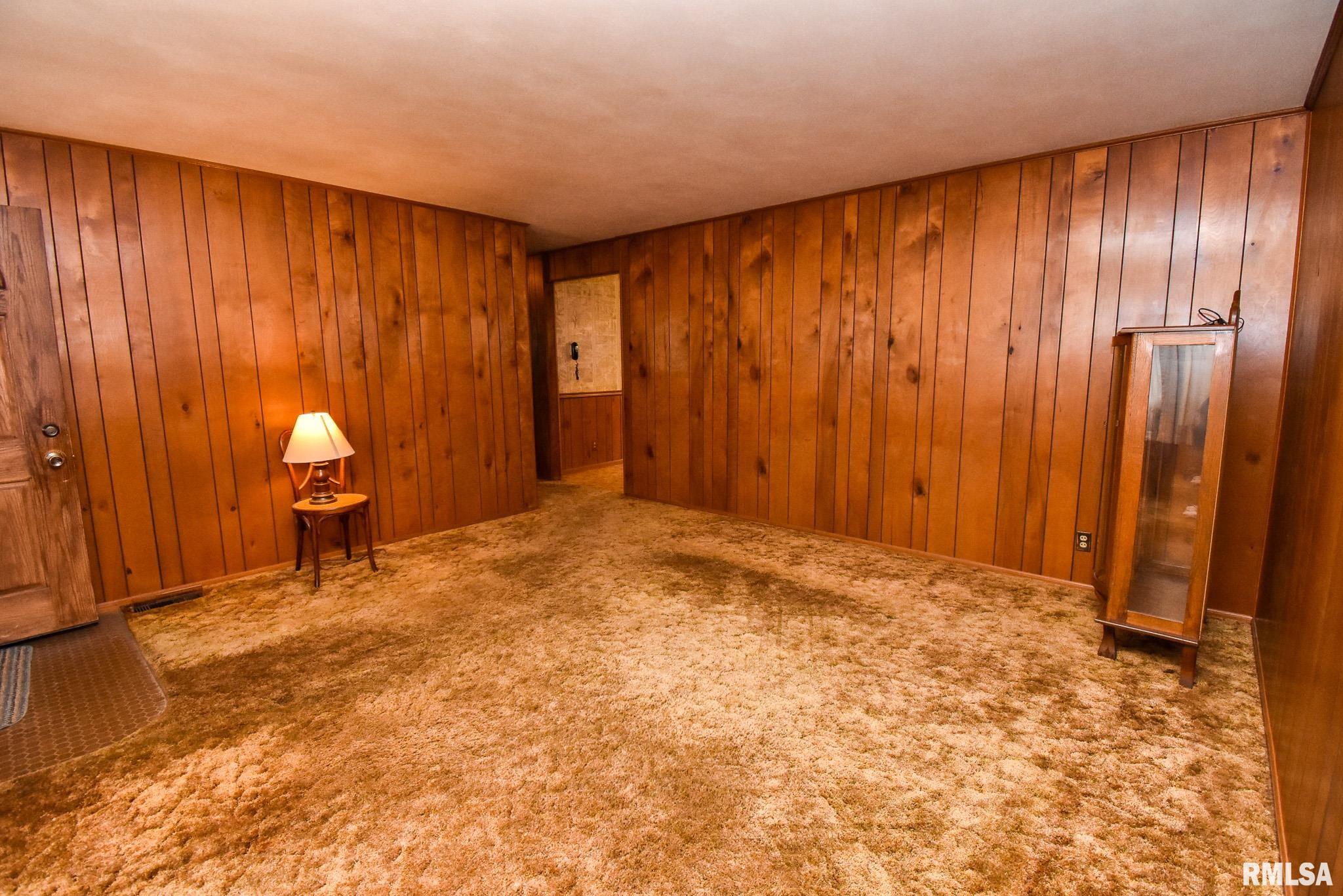 203 1/2 Mary Street Washington, IL 61571 - Photo 5 of 34