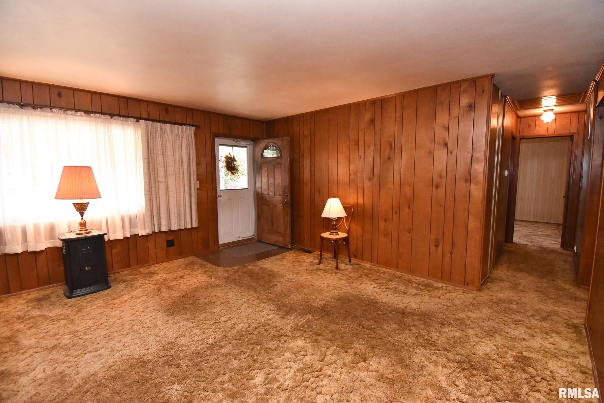 203 1/2 Mary Street Washington, IL 61571 - Photo 6 of 34