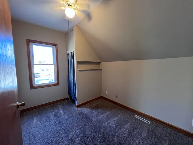 $1,400 | 1620 Iowa Avenue, Superior, WI 54880