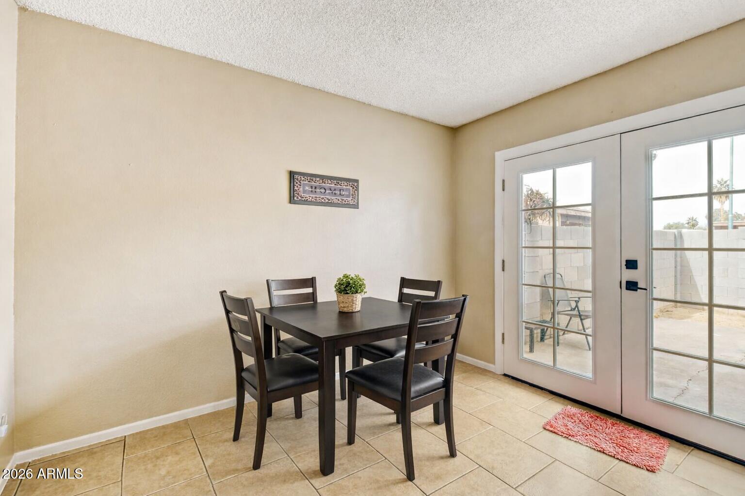 4625 West Thomas Road, Unit 39 Phoenix, AZ 85031 - Photo 11 of 20 Dining