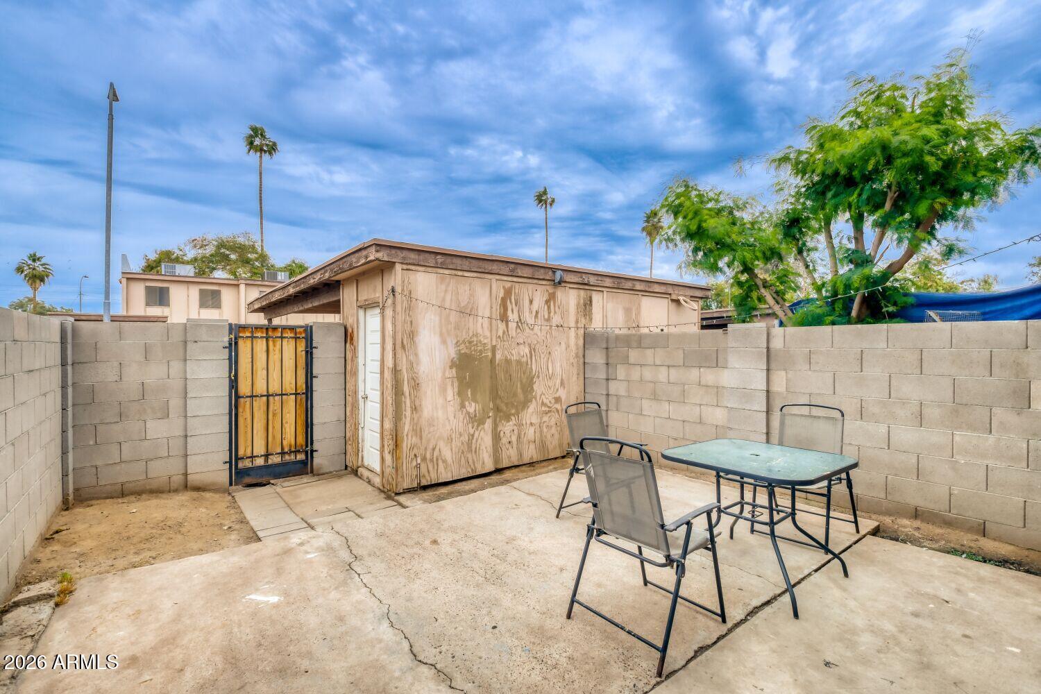 4625 West Thomas Road, Unit 39 Phoenix, AZ 85031 - Photo 12 of 20 Patio