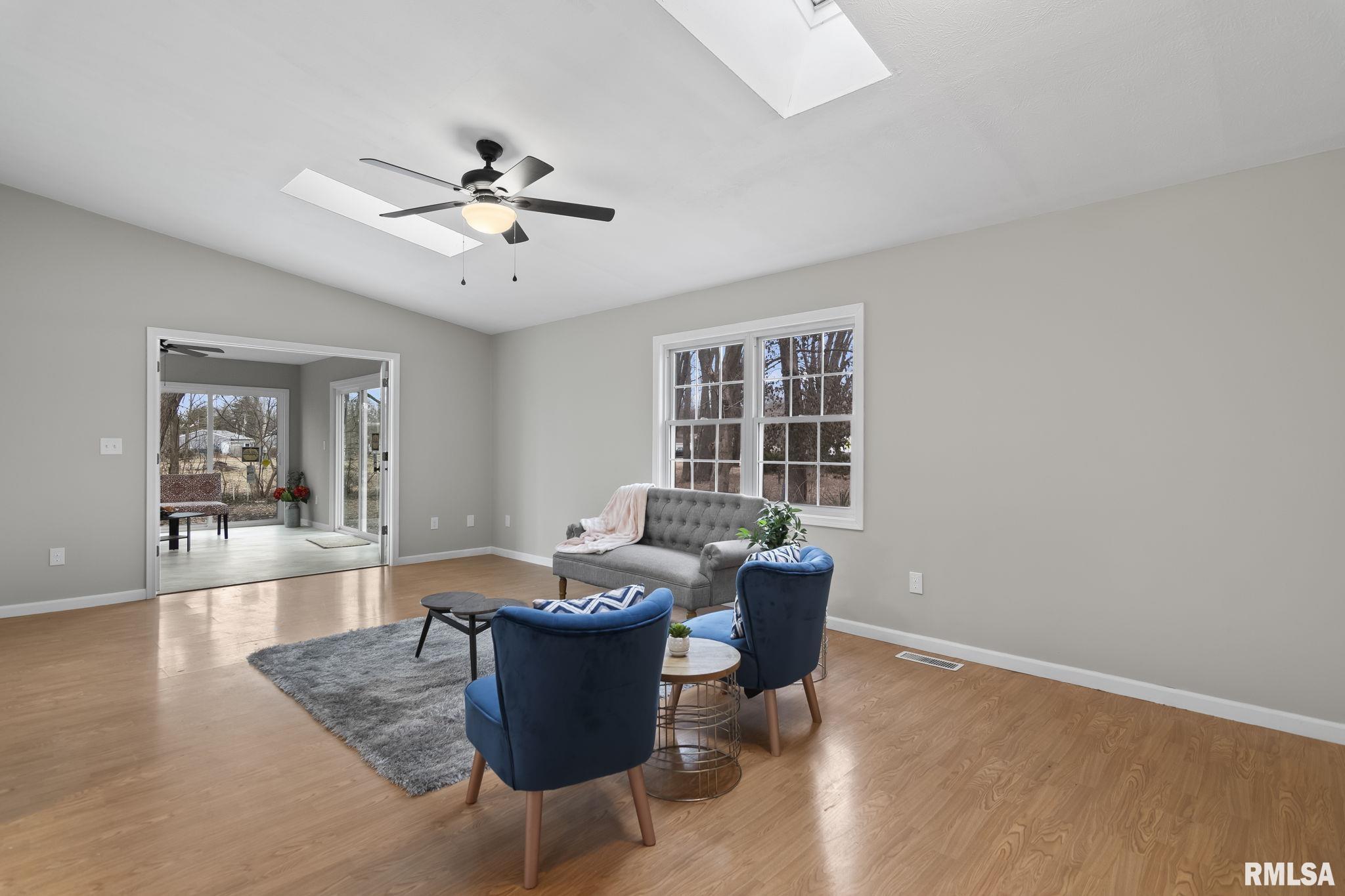 111 West Wilcox Street Springfield, IL 62707 - Photo 8 of 39