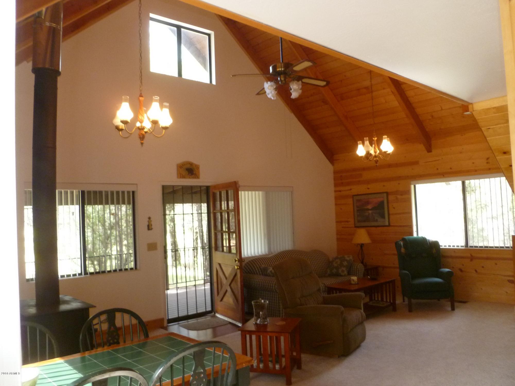 3050 Aspen Road Overgaard, AZ 85933 - Photo 7 of 23 Living Room 1