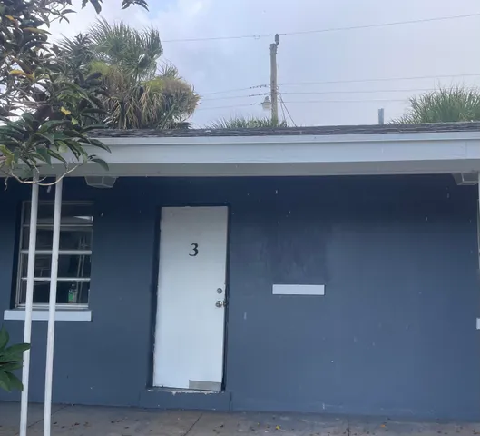 $1,400 | 131 East 27th Street, Unit 3, Riviera Beach, FL 33404