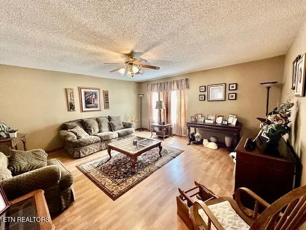 $349,000 | 200 Simpson Lane, Wallins Creek, KY 40873
