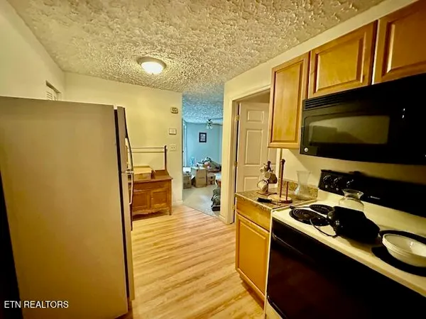 $349,000 | 200 Simpson Lane, Wallins Creek, KY 40873
