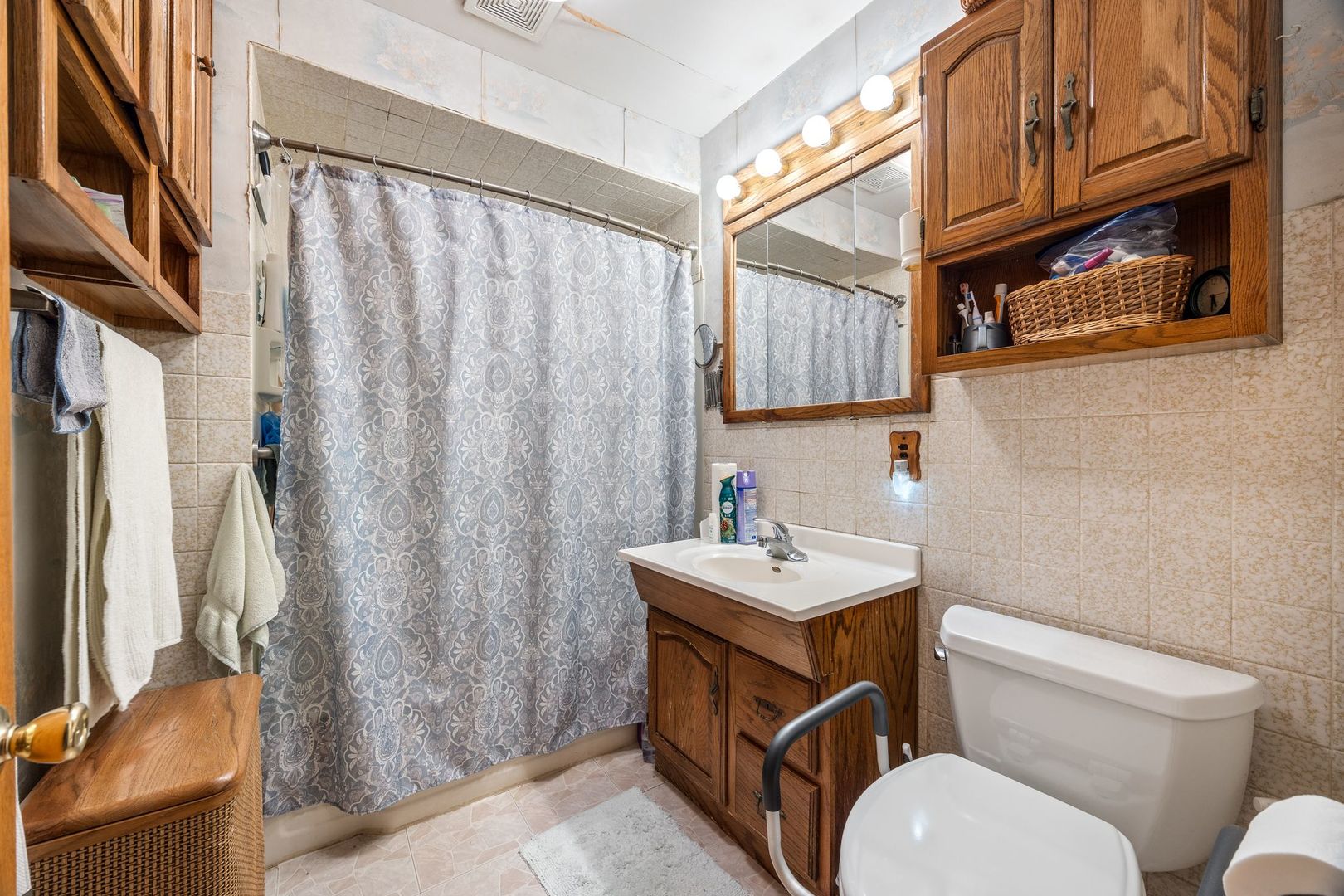 511 Golf Road Crystal Lake, IL 60014 - Photo 14 of 28