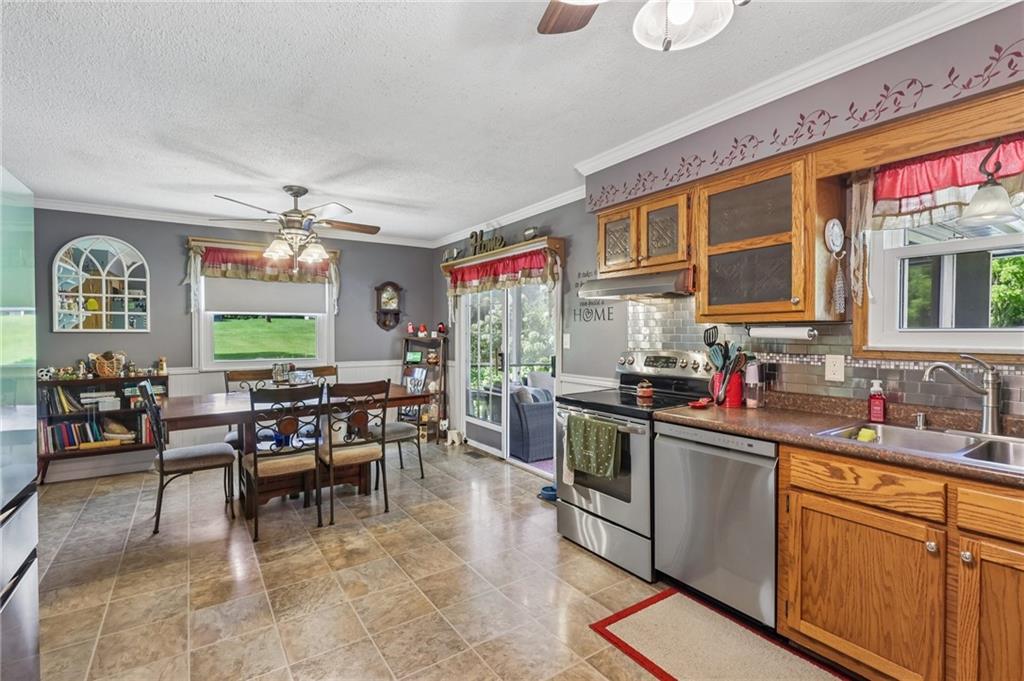 171 McClelland Road New Castle, PA 16102 - Photo 14 of 50 Gallery Image 14