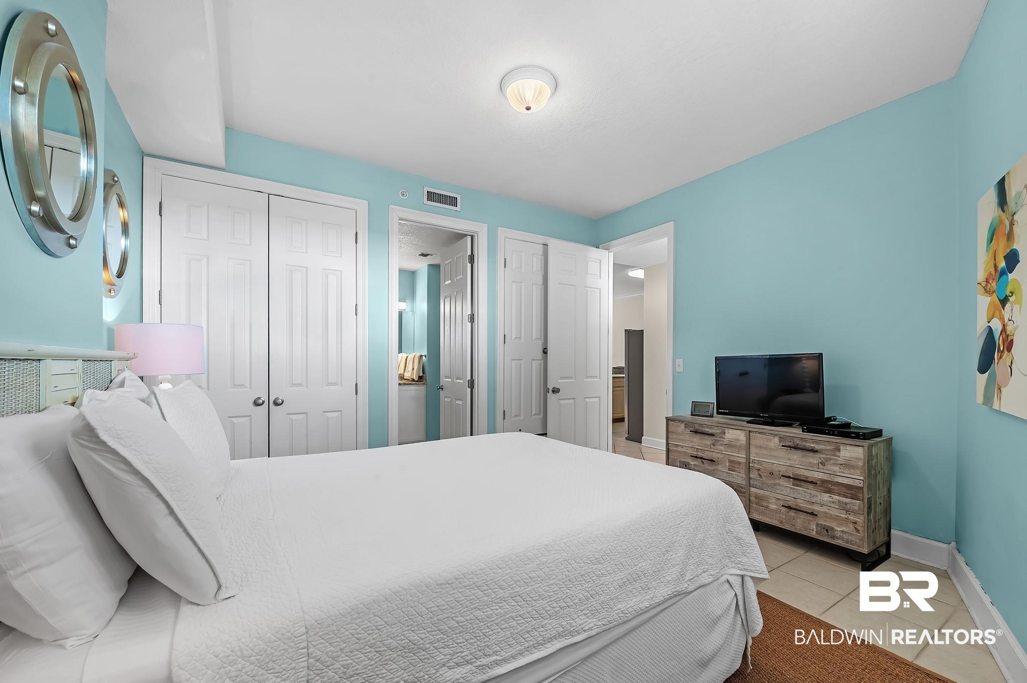 27284 Gulf Road, Unit 702 Orange Beach, AL 36561 - Photo 11 of 47 Gallery Image 11
