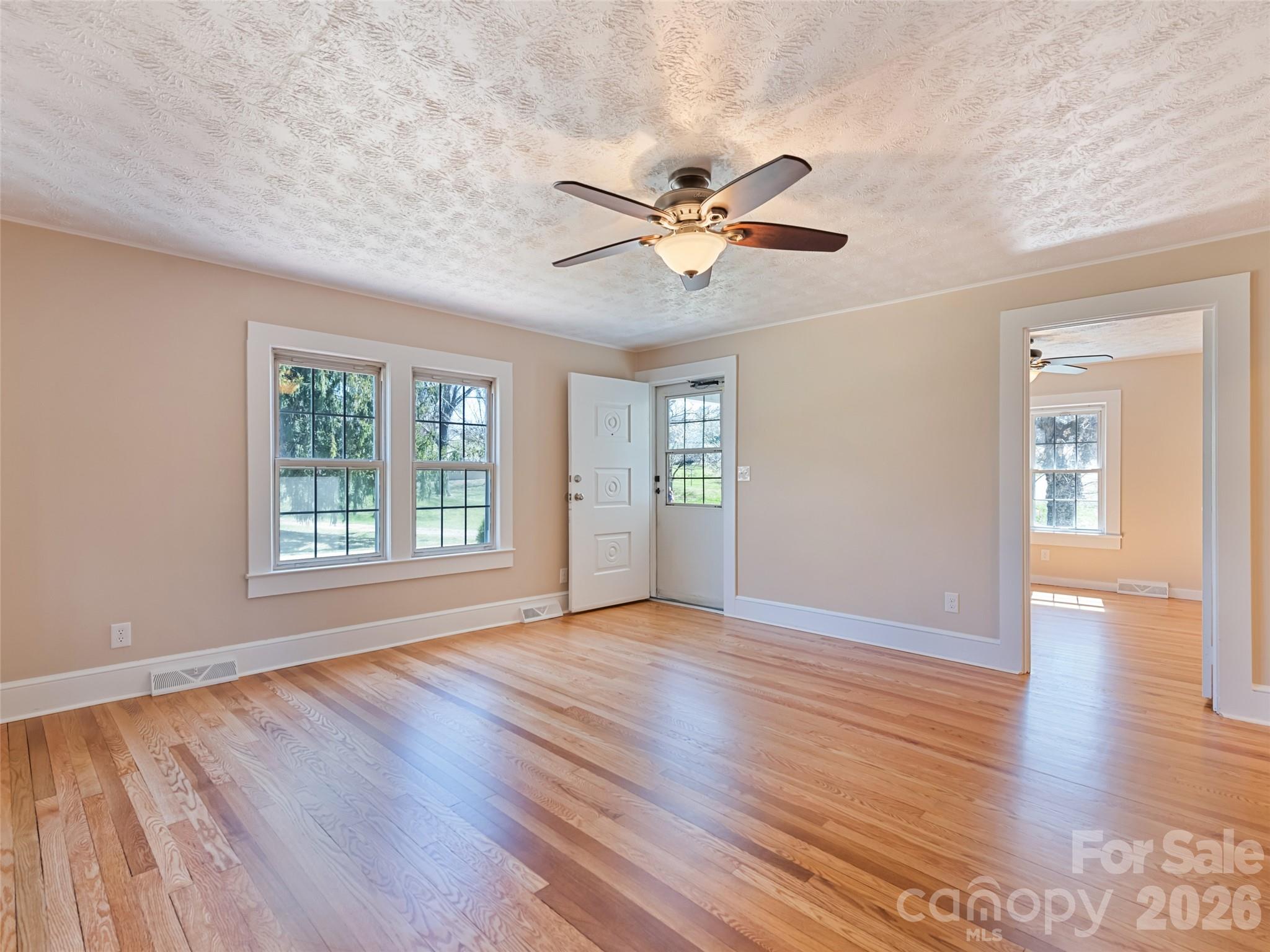157 Morgan Street Canton, NC 28716 - Photo 18 of 37