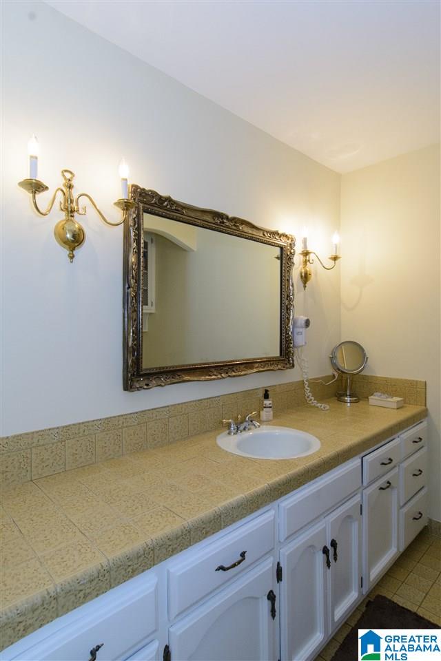 3549 Springhill Road Birmingham, AL 35223 - Photo 30 of 50