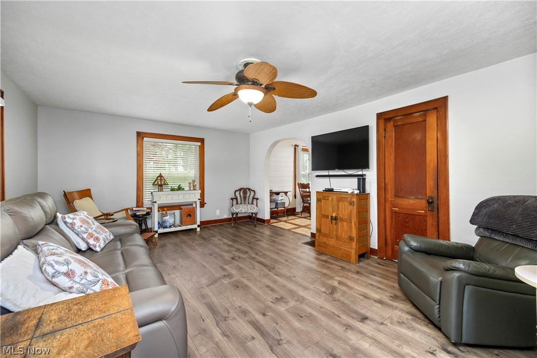 2462 Myersville Road Uniontown, OH 44685 - Photo 6 of 43