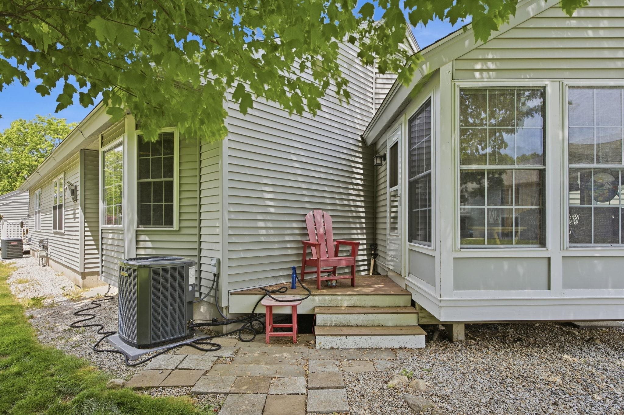 33 Centerview Road Atkinson, NH 03811 - Photo 11 of 27