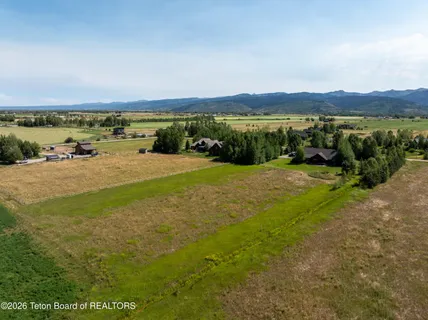$2,595,000 | 10128 West 2000 South, Victor, ID 83455