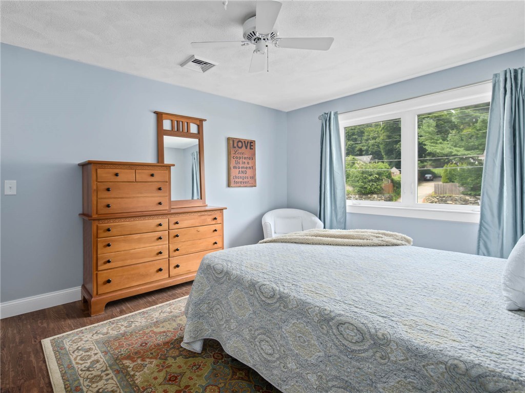 4042 Post Road, Unit 7 Warwick, RI 02886 - Photo 23 of 31 Second bedroom