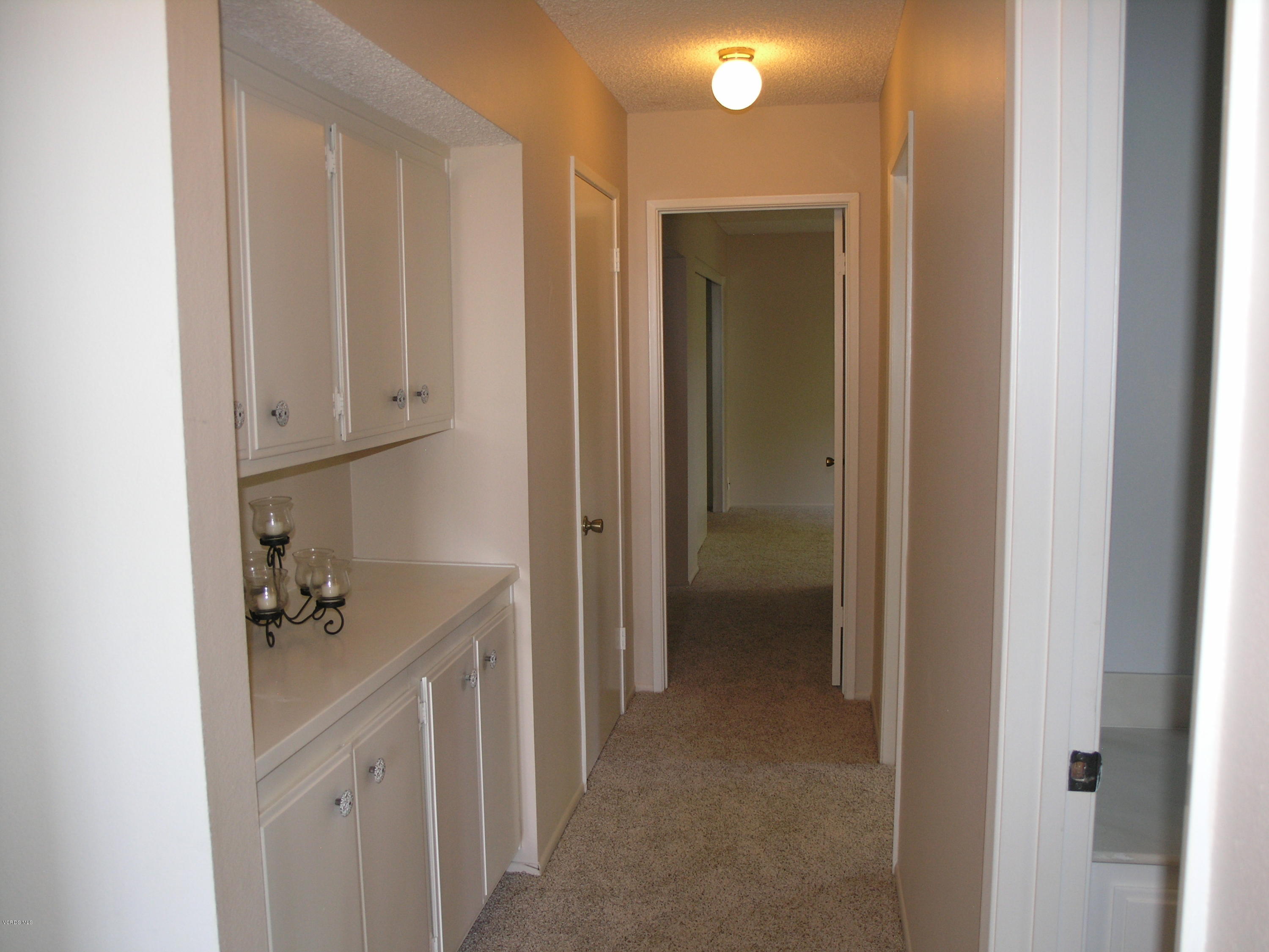 398 Day Road Ventura, CA 93003 - Photo 17 of 28 a en suite bathroom with a sink
