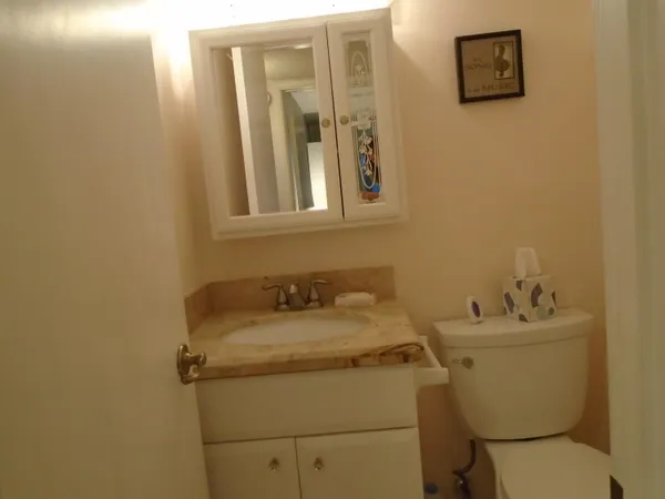 $85,000 | 3300 Springdale Boulevard, Unit 316, Palm Springs, FL 33461