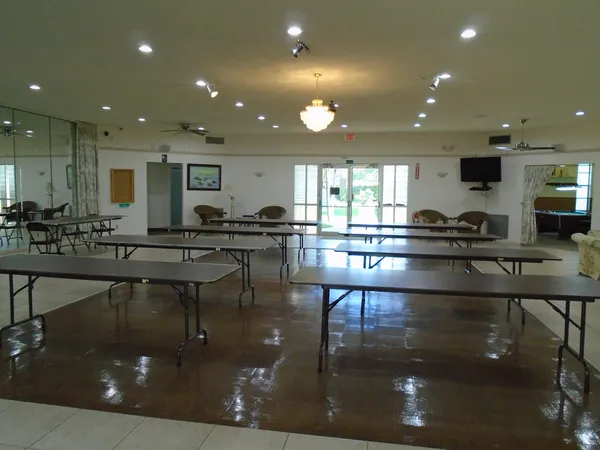 $85,000 | 3300 Springdale Boulevard, Unit 316, Palm Springs, FL 33461