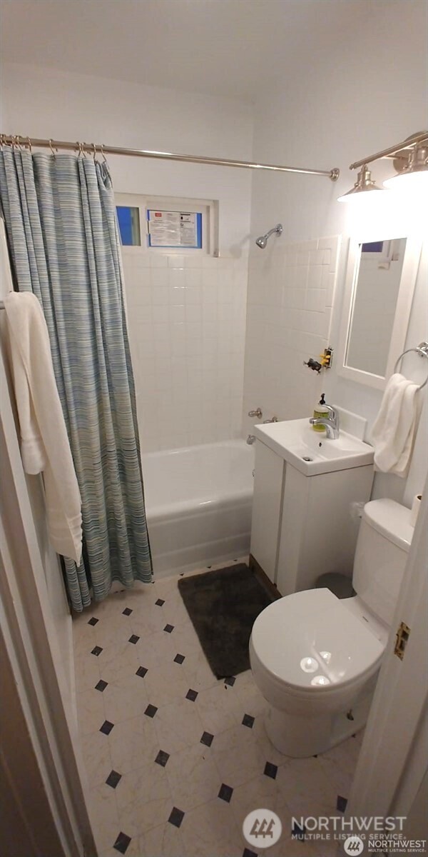 303 North 64th Street Seattle, WA 98103 - Photo 21 of 23