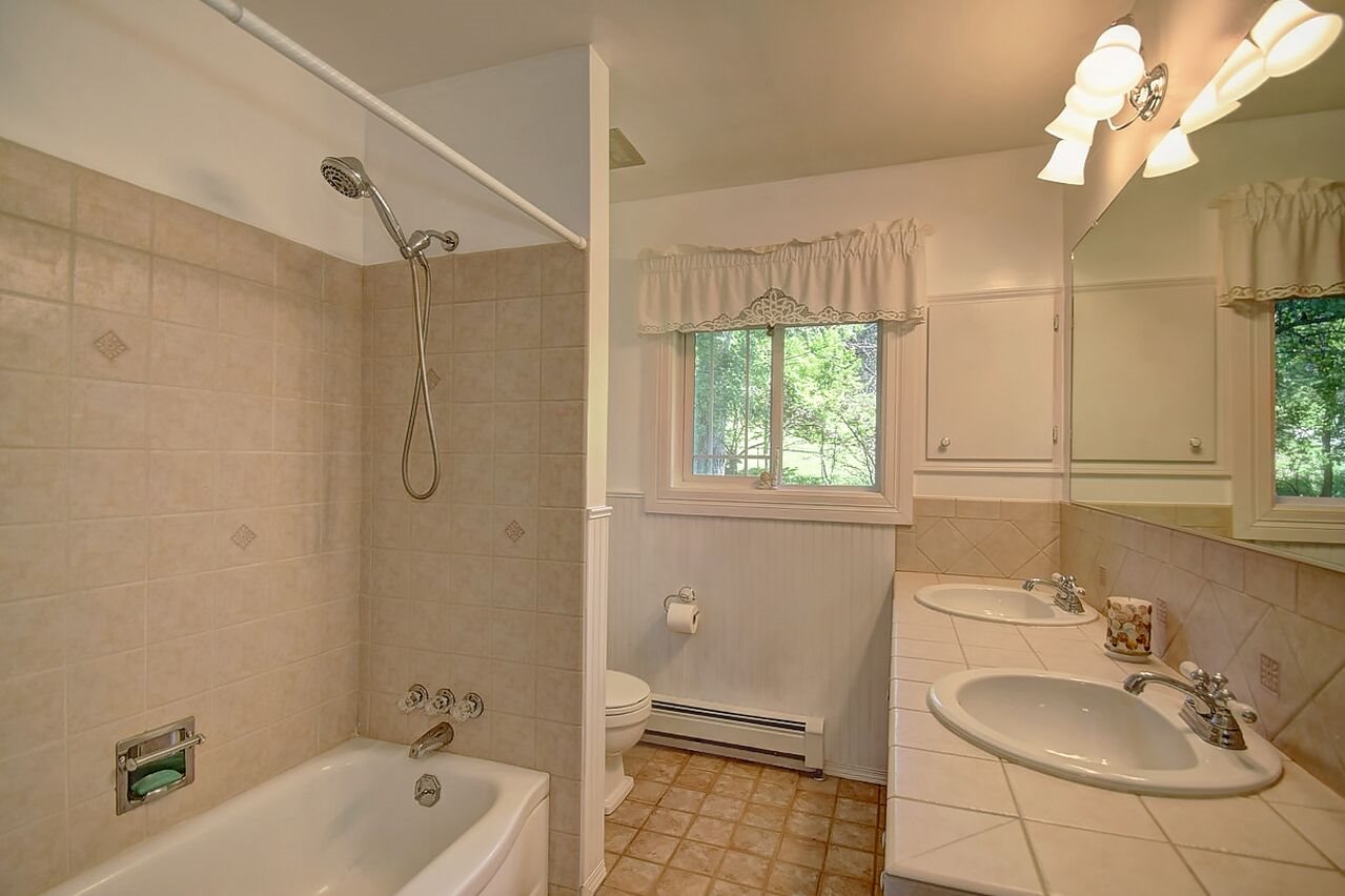 18110 North Meadowbrook Road Colbert, WA 99005 - Photo 14 of 20
