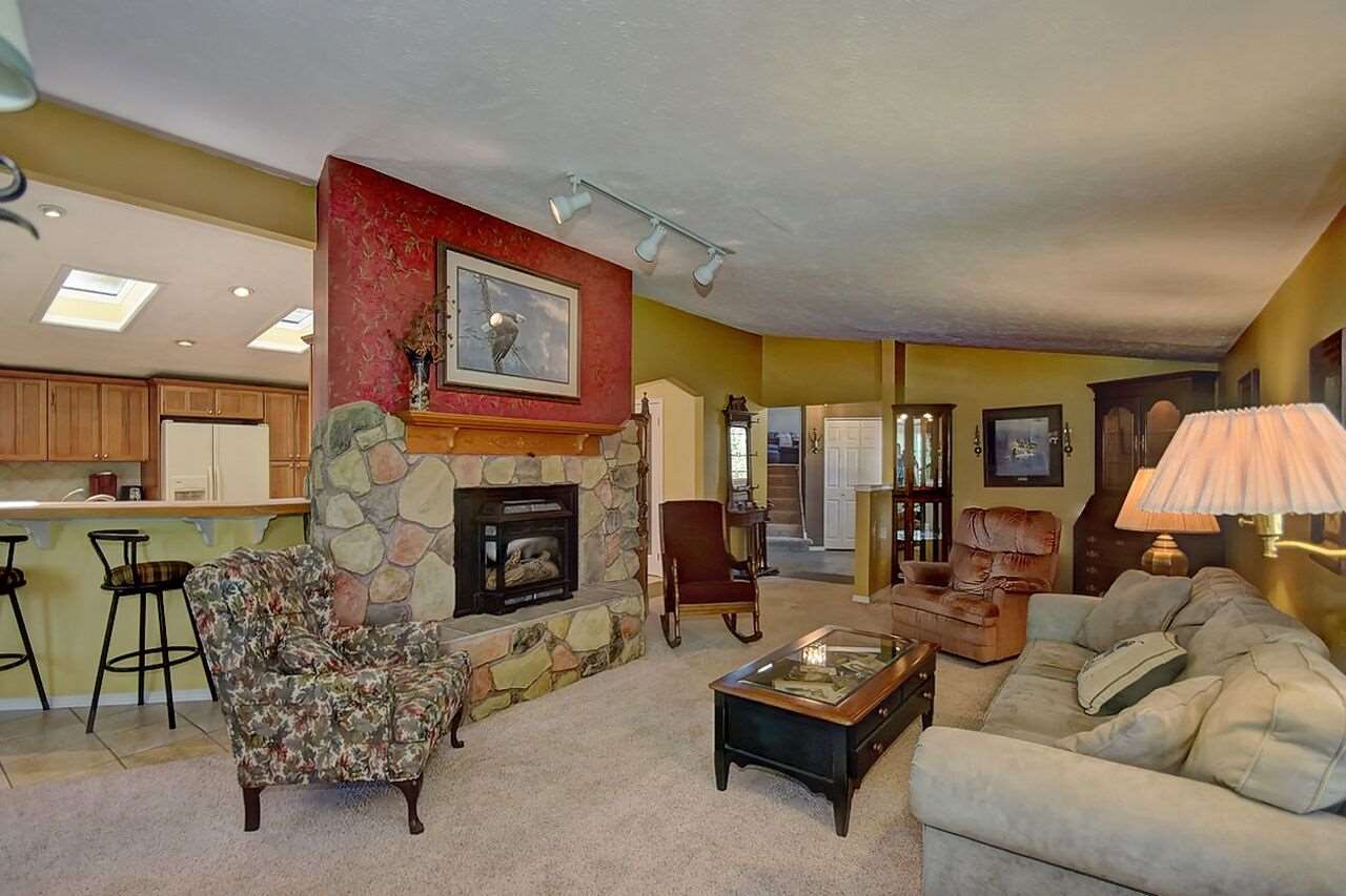 18110 North Meadowbrook Road Colbert, WA 99005 - Photo 3 of 20