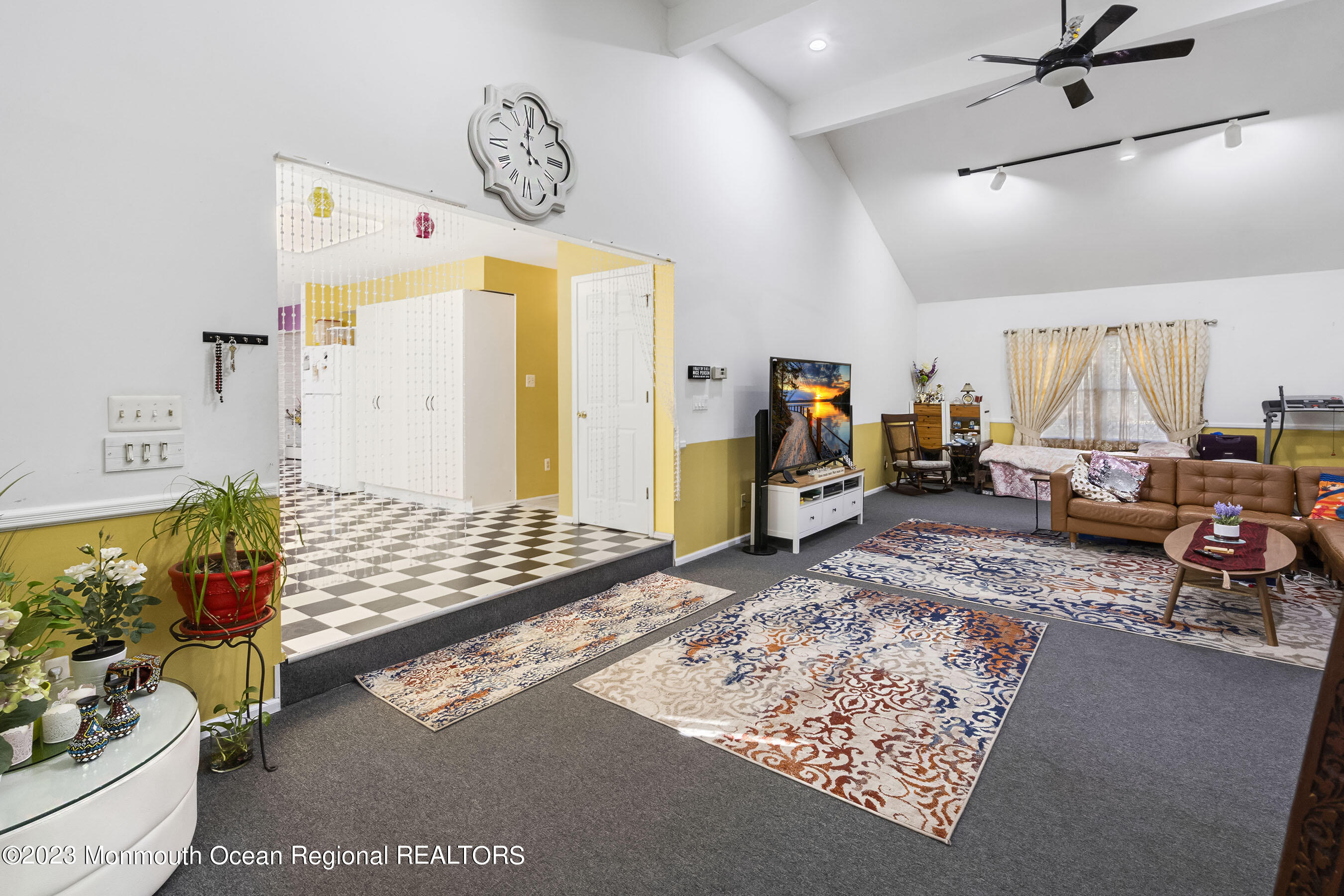 643 Reed Road Jackson, NJ 08527 - Photo 23 of 35 Family 1C SCREEN OPTION