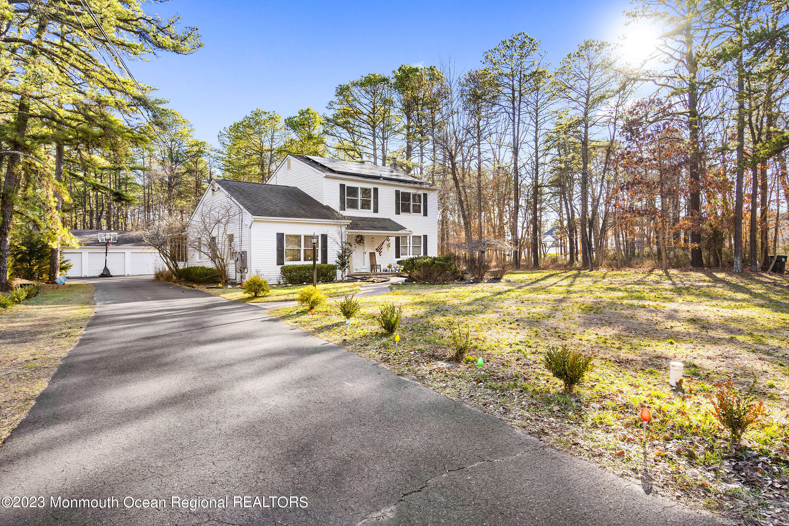 643 Reed Road Jackson, NJ 08527 - Photo 3 of 35 Front Left
