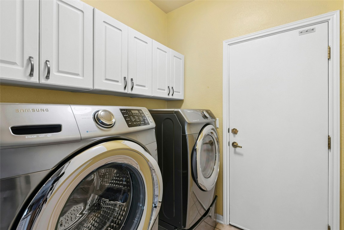113 Coreopsis Way Georgetown, TX 78633 - Photo 20 of 34 a utility room with dryer and washer