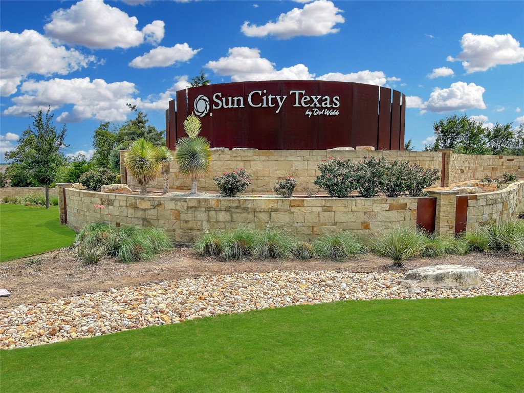 113 Coreopsis Way Georgetown, TX 78633 - Photo 28 of 34 a view of a park